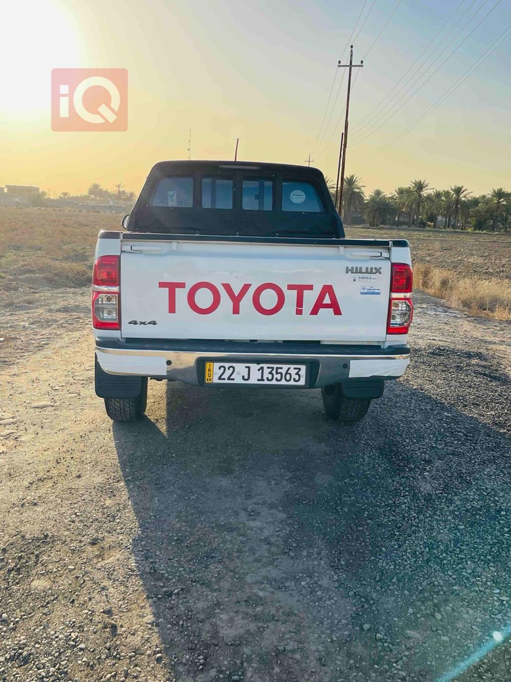 Toyota Hilux